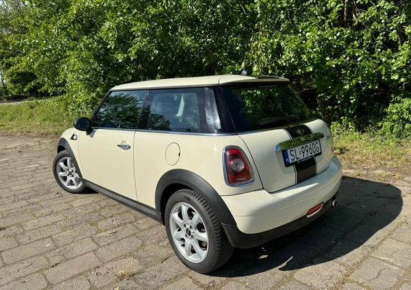 MINI ONE cena 25700 przebieg: 193000, rok produkcji 2009 z Bogatynia małe 254